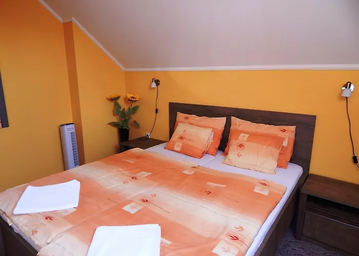 Voelgy Apartamento Eger